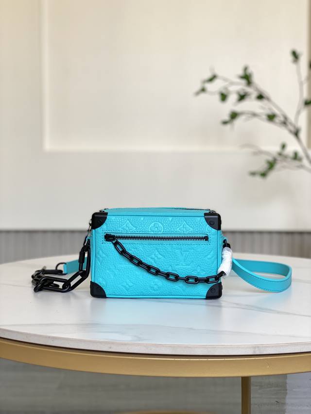 双11特价 11673 全新不退换 18.5 X 13 X 8 厘米 长度 X 高 X 宽 Monogram 压纹 Taurillon 牛皮革 牛皮革饰边 织物 双11特价 11673 全新不退换 18.5 X 13 X 8 厘米 长度 X 高 X 宽 Monogram 压纹 Taurillon 牛皮革 牛皮革饰边 织物