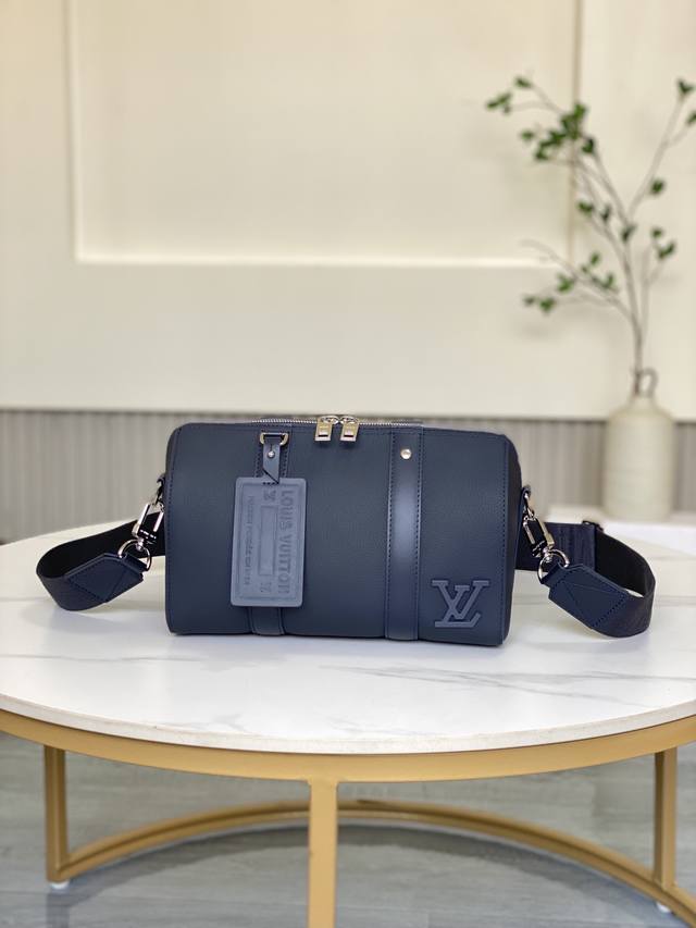 双11特价 11602 全新不退换 11602 墨水蓝 59255 27厘米 墨水蓝色 Lv Aerogram牛皮皮革 牛皮皮革饰面 纺织内衬 钯色五金件 音调