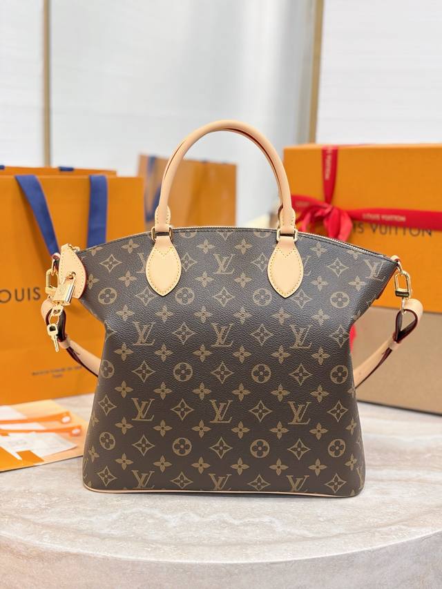 顶级货 Borsa Neo Lockit 手袋 M26494 Neo Lockit 手袋是对原始设计的优雅重新设计,灵感来自1958年Audrey Hepbur