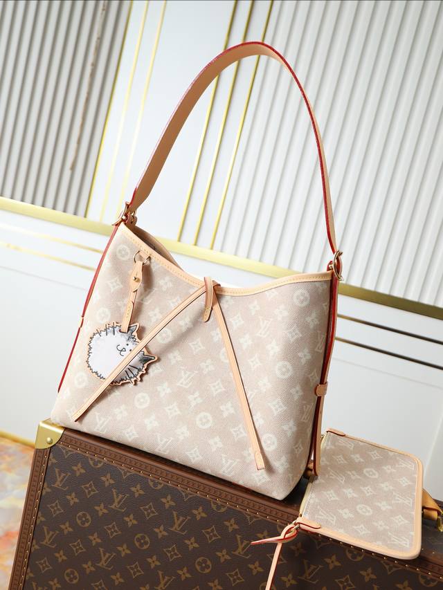 厂价 。 最高版本原厂皮顶级原单配专柜全套包装 型号：M46203猫咪系列， 瞩目亮相品牌与 Vogue 前创意总监打造的 Lv Travels With Gr