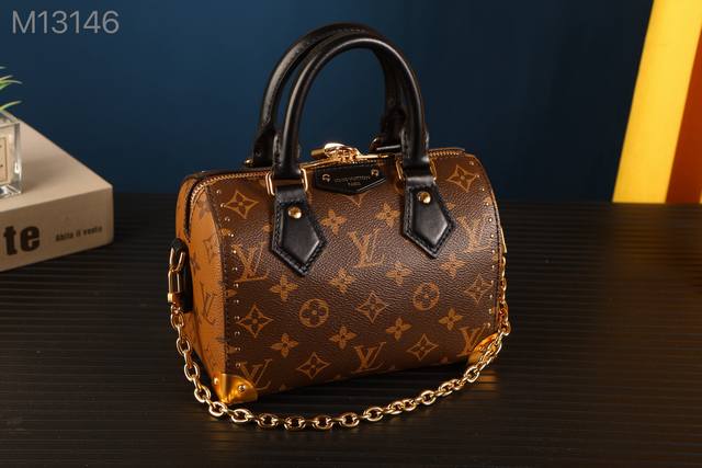 全刚 Mb特级原厂 M13146 老花 动态芯片版 皮料是意大利A级皮料是在于品质、五金、面料、手工、油边、A级出品、图片跟产品一致丶配全套包装.尺寸:20.5