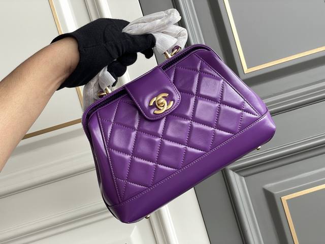 原价1300 双11狂欢特惠活动 羊皮 全新无质量问题 无礼盒 有布袋 尺寸：23.5 4959