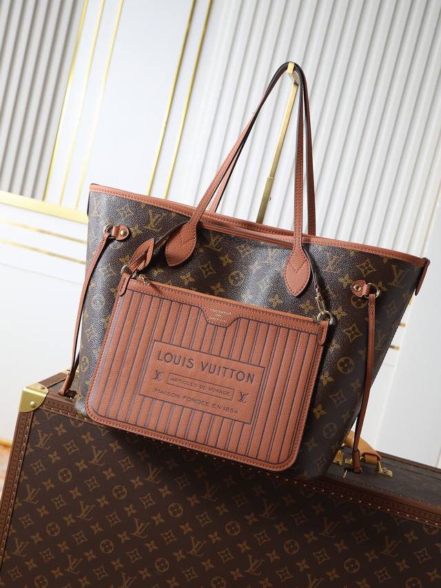 顶级原单全钢五金变码芯片型号 M11946黑 M12061棕 M40995 双面可用购物袋，本款 极具传奇色彩的Neverfull中号手袋： 总是能够满足您对手