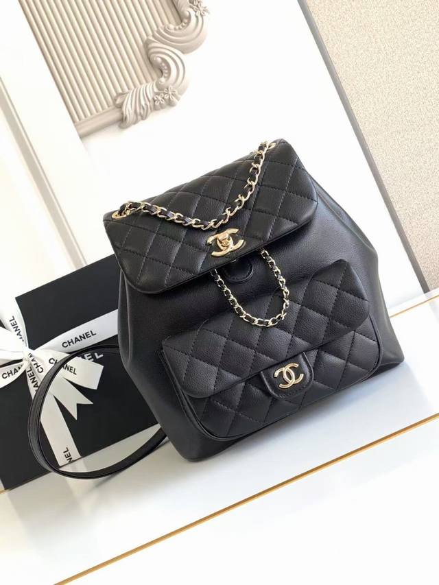 Cheanl As3618 22C 早春Duma牛皮大号双背包 Zp53430购入22C 全新Dumaylp大号背包[微笑]虽然说是大号，但实物一点都不大哦 超