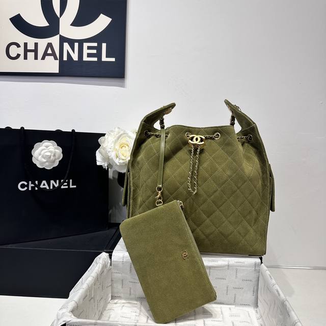 25C绿色鹿皮嘻哈包 香奈儿 Chanel Hobo 腋下包 嬉皮腋下包大号 复古金币纽扣抽绳水桶包+菱格纹 经典链条设计，高级感十足！日常出行必备，外观精美，