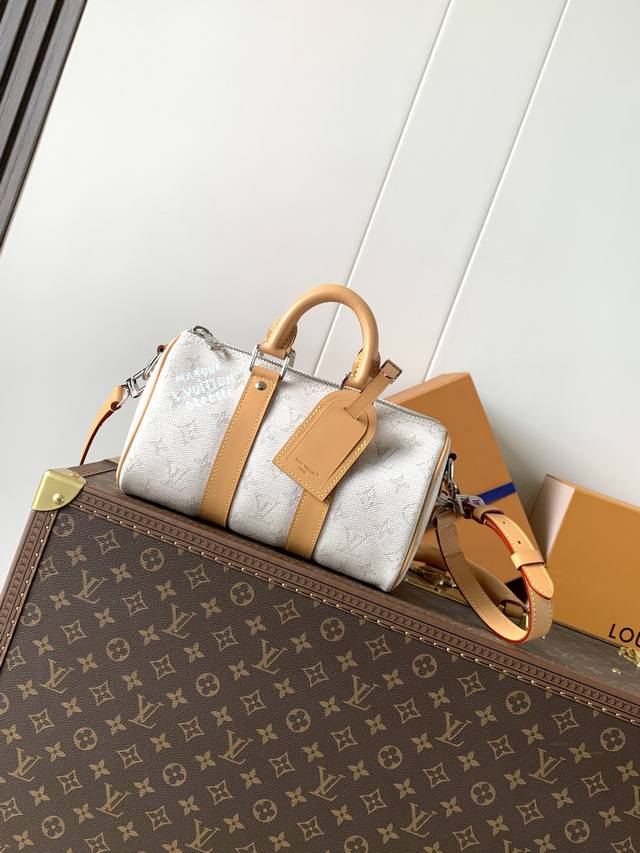 M27161 顶级原单 变码芯片163C 本款 Keepall BandoulièRe 25 手袋浓缩经典 Keepall 旅行袋设计，以 pharrell W