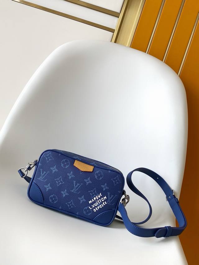 调价M26826深蓝 M27155白色14058老花 14253黑花 M13903黑彩 M14684牛仔蓝顶级原单 动态变码 M14058老花TrocadéRo