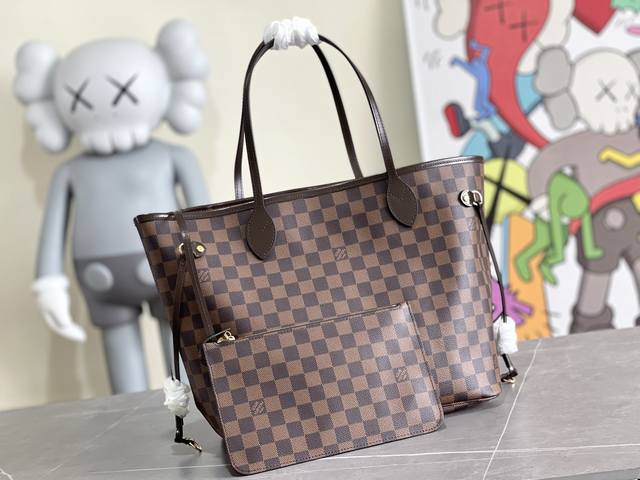 厂价 。 最高版本原厂皮顶级原单配专柜全套包装 独家首发型号：M40995 40991 40990 41177 41178皮料是正品代工厂p意大利A级皮料 特级