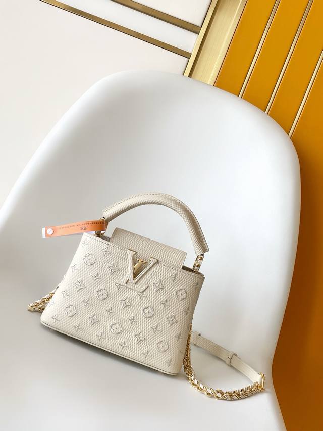 顶级原单 M48865 N86168蜥蜴纹 Capucinesbb 手袋精巧融合雍容蜥蜴皮外层、细腻绵羊皮内衬和莹泽金属件 标志性翻盖成就两式风尚:内收读取Lv