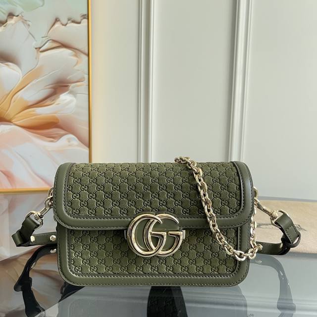 独家背景 实物实拍顶级原单品质 款号:826761绿磨砂 尺寸21.5149 独家背景 实物实拍顶级原单品质 款号:826761绿磨砂 尺寸21.5149