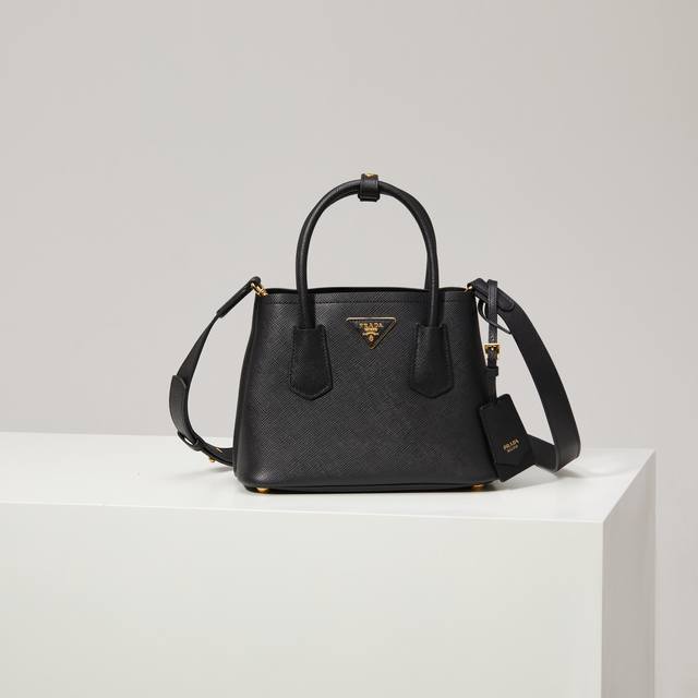 特级原厂 专柜新款 迷你号 1Bg443 黑色 到货啦 全新Doublebagmini号购物袋Double系列灵感Mini Bag进口粗十字纹牛皮，内里配全羊皮