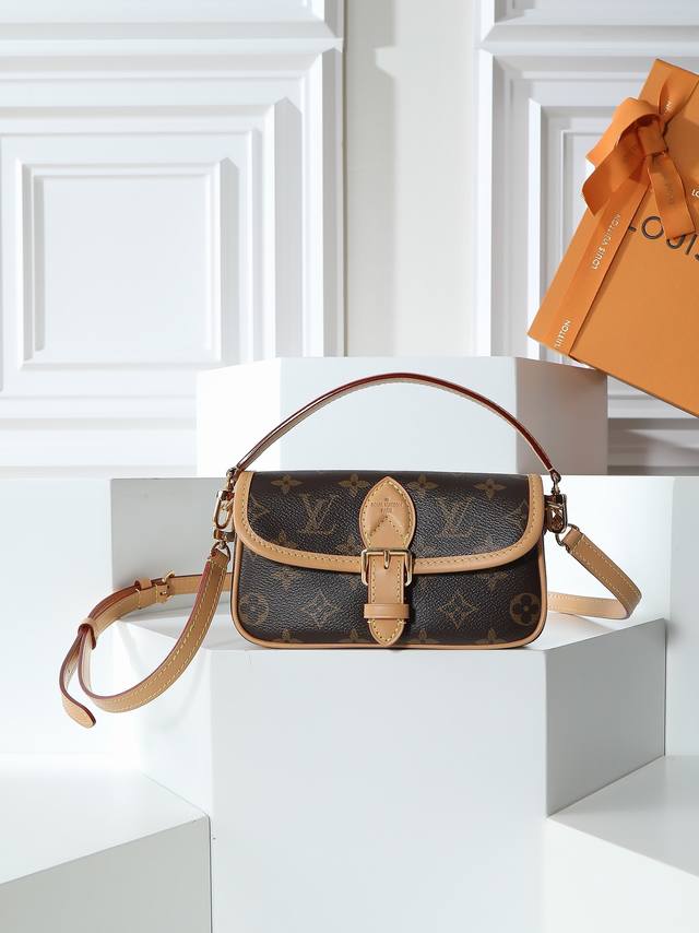 顶级原单 动态变码芯片163C Nano Diane 手袋 型号：M83298 Baby老花 以 Monogram Empreinte 皮革浓缩 Diane 手