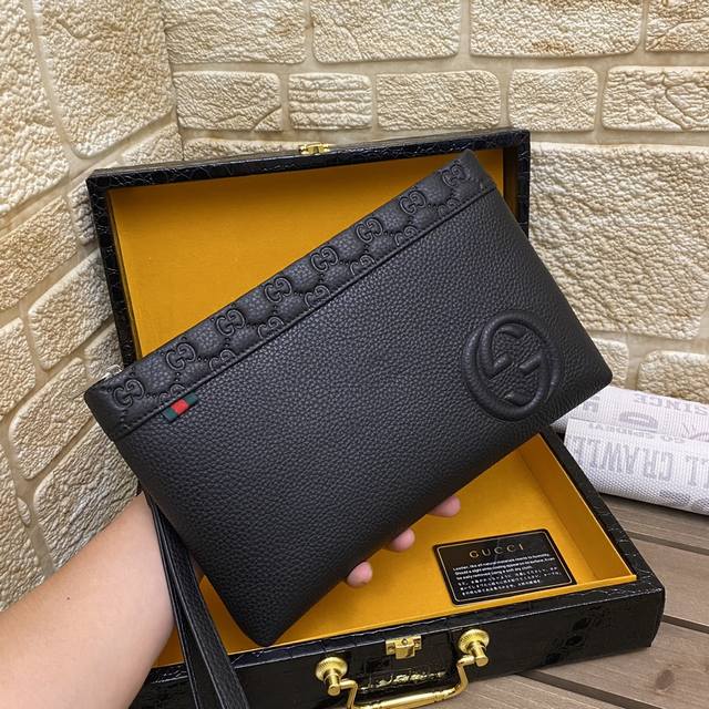 批￥ ～ 新款正品 型号：33096-1 古奇Gucci专柜热销款！顶级原版质量，正品购入打版！采用进口头摔纹牛皮进口高档五金，完美做工，跟正品一模一样，用料十