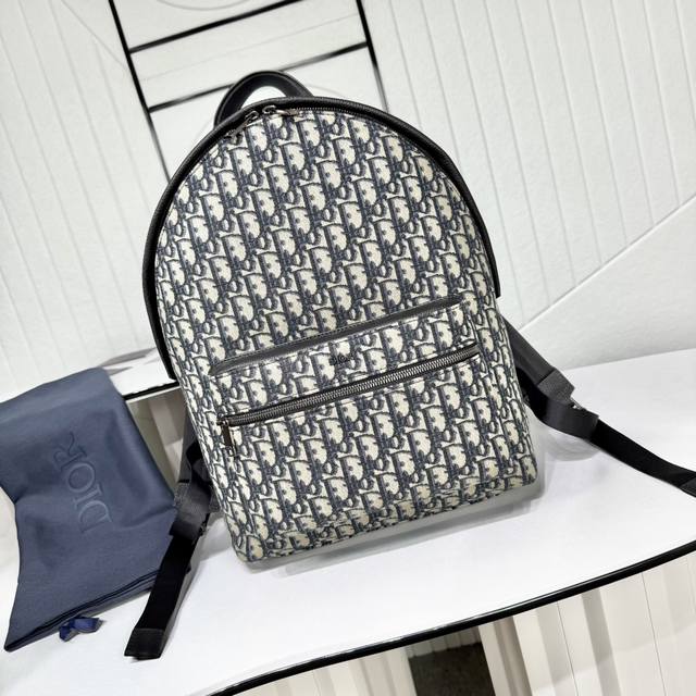 市场最高版本 原单品质 正品打版 保证进口头层牛皮，拒绝二层皮，拒绝超纤皮 Rider 双肩背包 米色和黑色 Oblique 印花面料 编号: 1Voba088