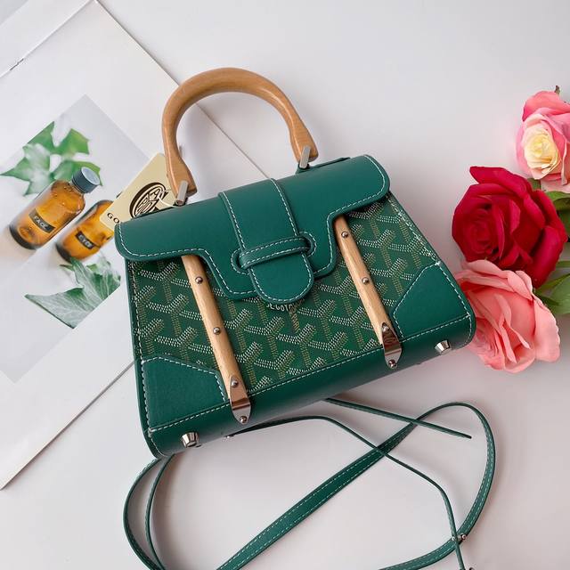 Goyard戈雅 硬版Mini西贡包，新尺寸更加精致讨喜更好驾驭，低调做工又完美、这款包优雅复古又不失风情让人很难拒绝的款式，专柜一包难求，物超所值原版皮，原版