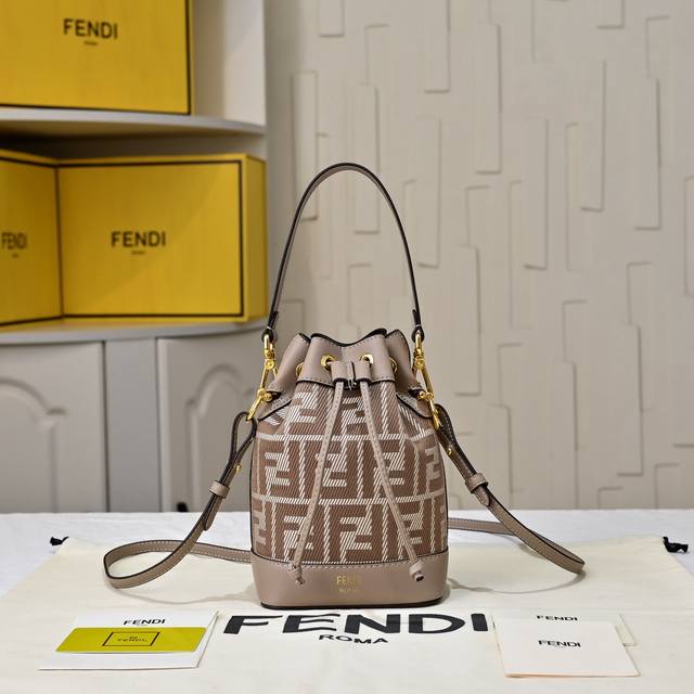 原单布 Mon Tresor水桶包 经典老花Logo搭配小牛皮材质，可手拎或斜挎,精致小巧时髦又独特，日常搭配超吸晴实用性与颜值并存不容错过的一款美包～ 款号：