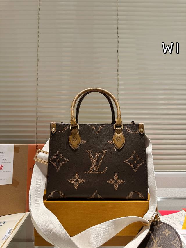 原单 丛林包 Lv A B面喷绘 Onthego妈咪袋 性价比之王这是一款超赞的包型，灵感来自于恶搞Lv的街头品牌，曾经的曾经，Louis Vll Litton