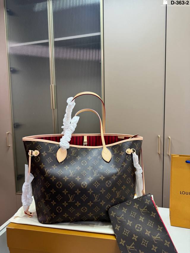 芯片版本 全钢五金 D-363-2尺寸31×28折叠盒 Lv Neverfull 购物袋！ 骨灰级产物！ 经典到无可复制！ 有质感！有味道！