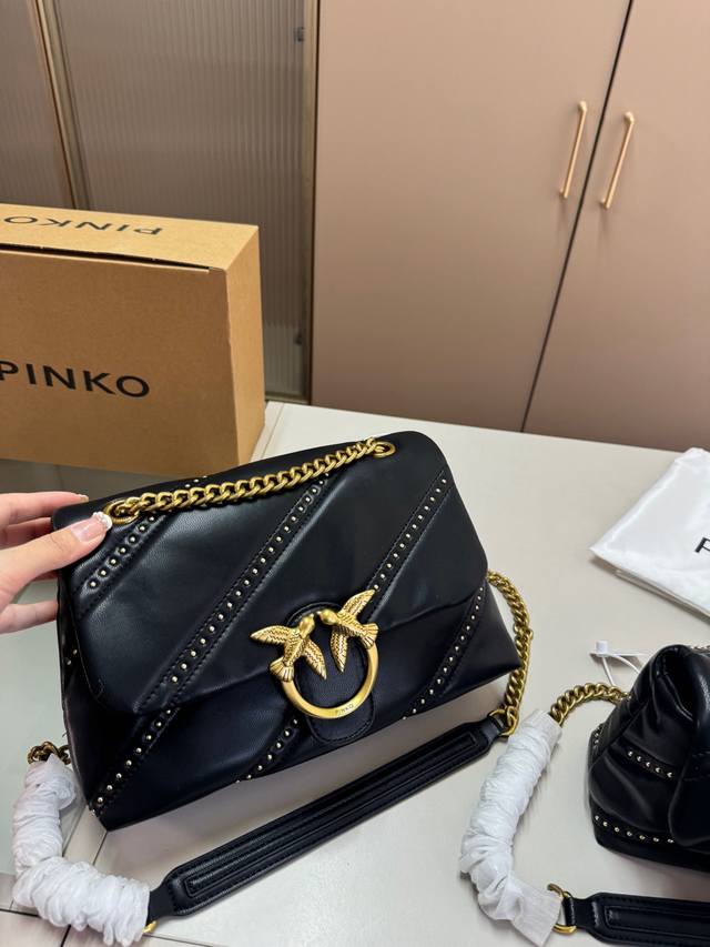 大 尺寸27×17 21×14飞机盒 pinko新款燕子包 小众而不失气质的一款 背出去有种让人眼前一亮的感觉