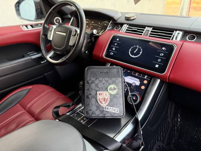 高端货 新款 “ Coach ”蔻驰单肩包 蔻驰单肩斜挎包Coach蔻驰 Sullivan 16 可调节可拆卸肩带拉链开合 涂层帆布 帆布包斜挎单肩包 小号 男