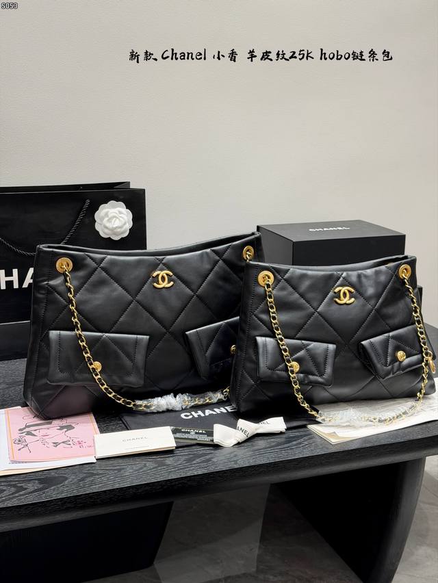 礼盒包装 香奈儿Chanel羊皮纹小香家25K链条Hobo托特包Tote 好美啊，还是百看不腻，百搭又大气，链条装饰充满活力。又嫩又俏皮 感觉香香的每一款都是投
