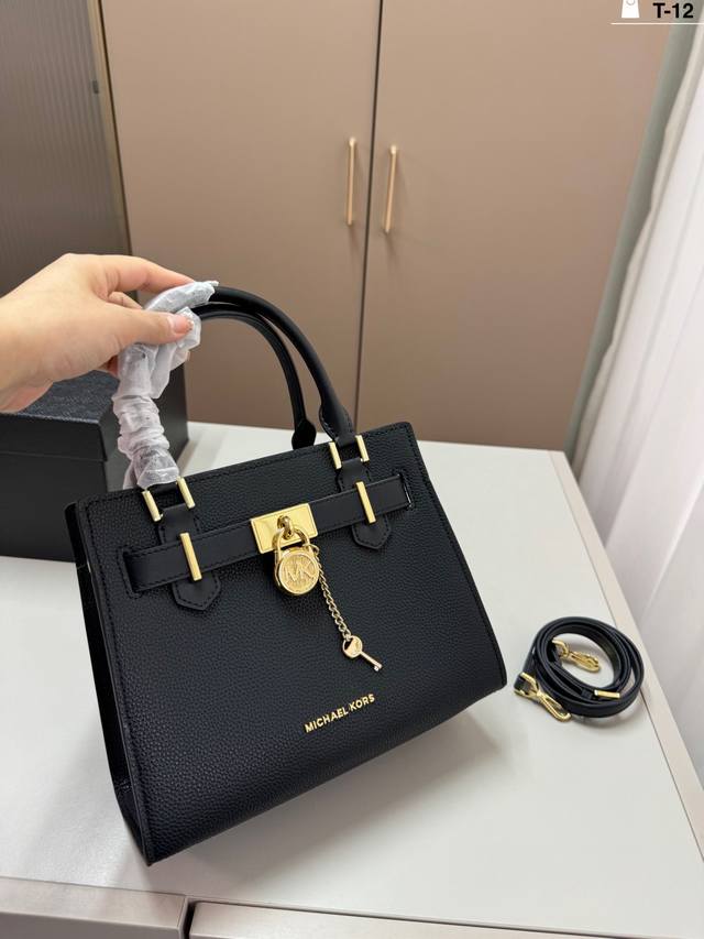 T-12尺寸25×21配盒 Mk手提包托特包 充满精致俏皮的细节设计 美到爆 专柜新品