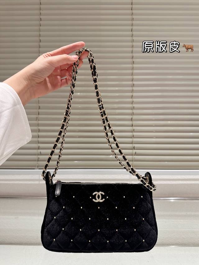 丝绒 Chanel 25B麻将包 爱啦 嘿嘿 麻将包真的是性价比最高的存在了！