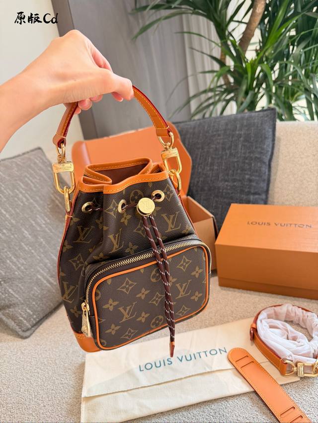 Lv｜2025年1月新款男士水桶包Cargo 男士新款水桶包样子很乖巧 容量也更大适合有存放产品需求的宝宝