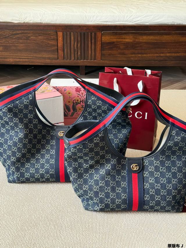 原版布 p p250 Gucci Ootd Guccigiglio牛仔丹宁 今天是甜妹牛仔Mix♀ 牛仔Giglio也太好搭配了，简直是解锁新风格神器 深色系牛