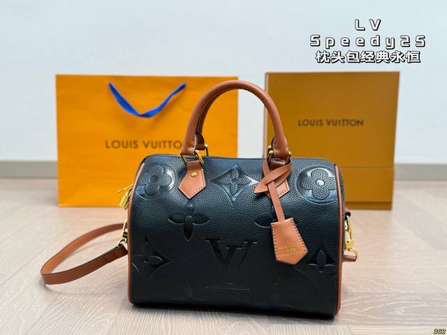 色 Lv Speedy 枕头包 Lv 新款系列 枕头包 手袋 全网首发 Lv Speedy 枕头包 这款Retiro 手袋以标志性 经典永恒 优雅低调 更加入