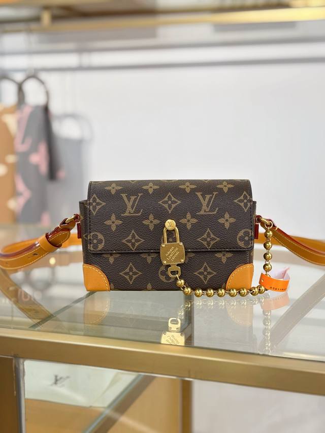 出厂价P 特级Mb163C芯片版原厂皮 DDD Steamer 迷你手袋 DDD 型号：M14738老花 DDD 材料：A级全钢五金，进口原厂面料 DDD 包装