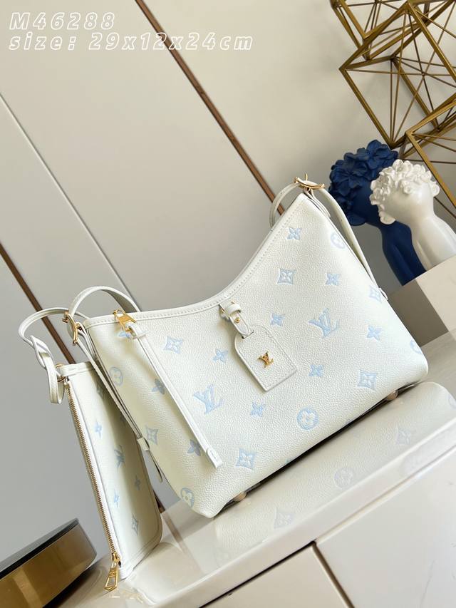 出厂价P 顶级原单 M46288奶油印兰 M27573 本款 Carryall 小号手袋以 Monogram Empreinte 皮革塑造经典构型，可轻松收纳日