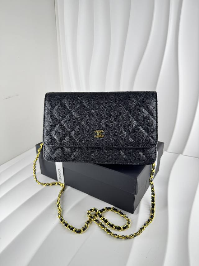 特价 Woc 原单33814进口牛皮细球黑色、配原版五金 金扣、手工精致 一模一样的正品 尺寸：19*12.5Cm DDD