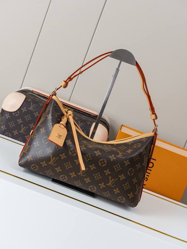 动态163C01芯片 M28101老花 顶级原单 独家背景实拍 Carryall East West 手袋采用 Monogram 帆布塑造摩登廓形，以撞色名牌致