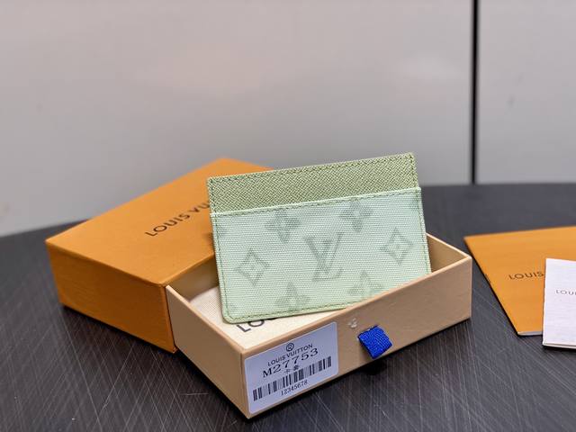 原单精品 M27753浅绿 卡包名片夹 卡套 Card Holder 卡夹 M27757浅蓝 M27756啡色 M27755米白 M27754玫红 M27753