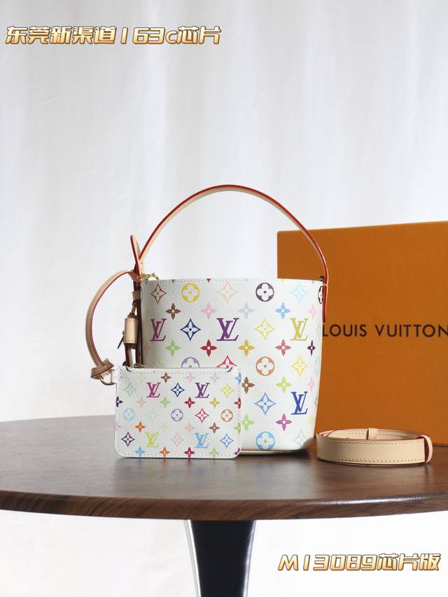 东莞新渠道163C芯片 DDD Lv X Tm All In Bb 手袋 DDD 型号：M13089 DDD 材料：A级全钢五金，原厂高弹面料 DDD 包装：全