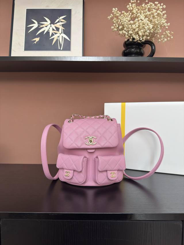 图片大号 Chanel 24A Duma背包 DDD As3860#粉色球纹浅金独家背景 DDD 实物实拍顶级质量货Duma青蛙双肩包 DDD 尺寸20.5*2