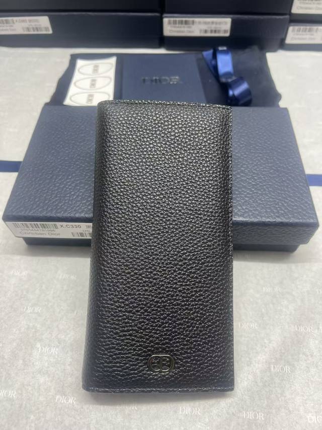 Cd竖版长款钱包原单 DDD 黑色粒面牛皮革 DDD 编号:C002黑全皮 DDD 尺寸：18.8X9X2Cm DDD 竖版长款钱包 DDD 黑色粒面牛皮革 D