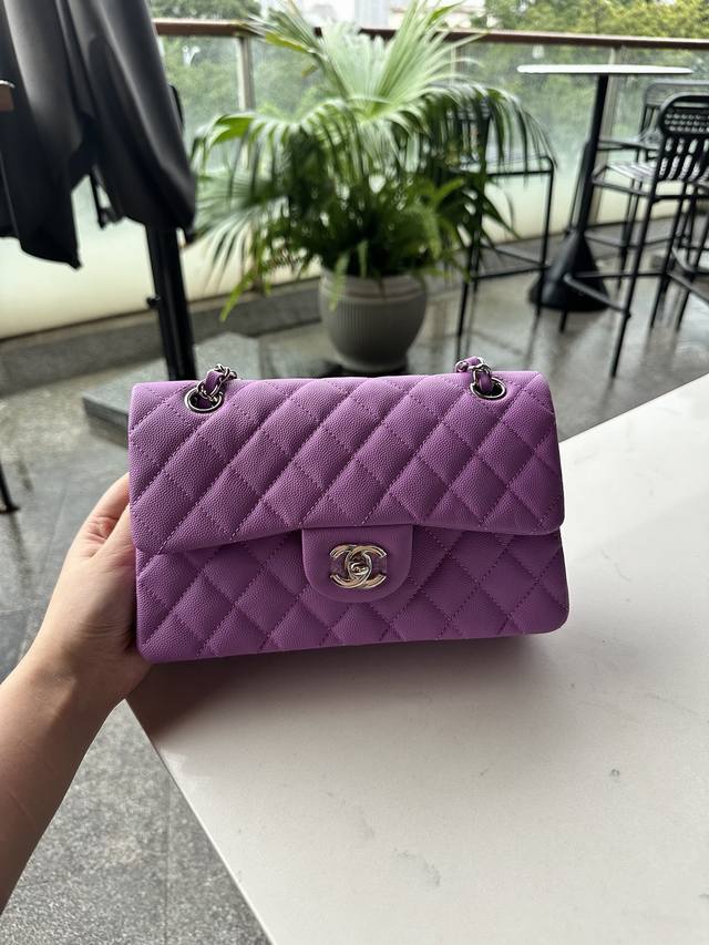 升级版cf白金版 正品级 香奶奶经典巨作cf全钢浅金浅银金属 Cf 23Cm 非常有女性优雅气质 具备ch Nel Cf的性感魅力 经典百搭号称历史销售总冠军仙 升级版cf白金版 正品级 香奶奶经典巨作cf全钢浅金浅银金属 Cf 23Cm 非常有女性优雅气质 具备ch Nel Cf的性感魅力 经典百搭号称历史销售总冠军仙