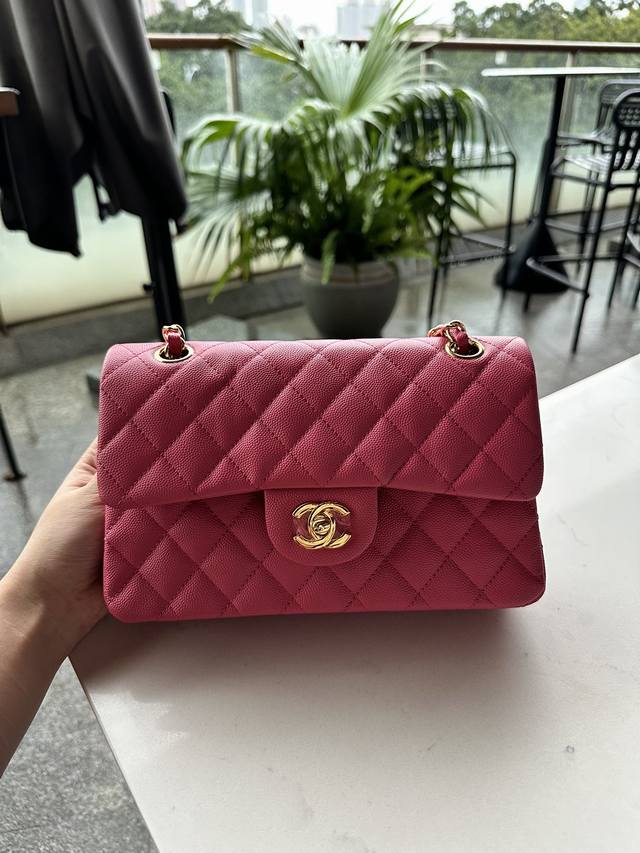 升级版cf白金版 正品级 香奶奶经典巨作cf全钢浅金浅银金属 Cf 23Cm 非常有女性优雅气质 具备ch Nel Cf的性感魅力 经典百搭号称历史销售总冠军仙