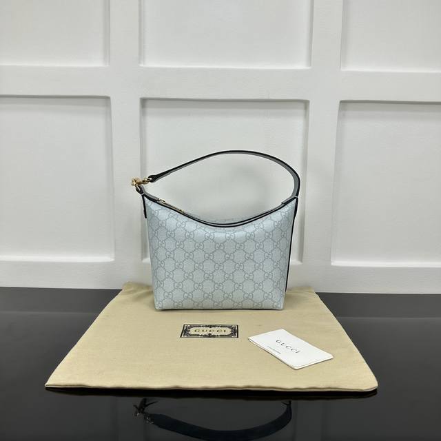 顶级原单gucci新款专柜品质，顶级原单货，原厂皮、原厂五金 实物实拍，款号：795170浅蓝 尺寸：W20Xh18.5Xd10Cm，