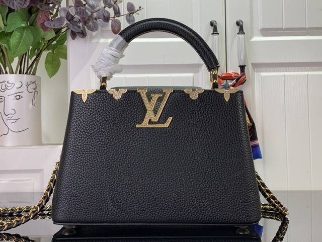 顶级原单 特惠 Capucines 小号 手袋 M48865 M24583 黑色 钻花卉 对于lovelock Chain系列，Taurillon皮革的capu