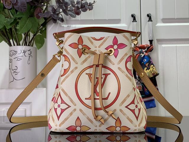 顶级原单 特惠。Néonoé Bb 手袋 M25315玫红 2024夏天 取材 Monogram Tiles 涂层帆布,令粉彩 Monogram 图案拥抱中央 顶级原单 特惠。Néonoé Bb 手袋 M25315玫红 2024夏天 取材 Monogram Tiles 涂层帆布,令粉彩 Monogram 图案拥抱中央