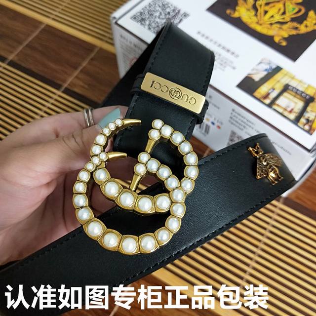 品名：古奇.Gu Cci女款 型号：认准如图专柜包装，赠送打孔器 材料：3.0Cm宽度。百分百头层牛皮，保证真皮。24K纯钢扣，古铜色工艺珍珠系列专柜同等质量，