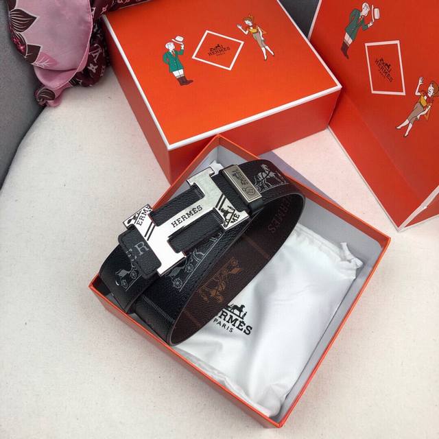 爆款出货h爱马仕p: 宽度：3.8Cm 专柜同步双面可用，双面马拉车带身搭配新款雕花钢扣，时尚百搭，追求高端 品味的体现，休闲高大上！ Iphone实物实拍，