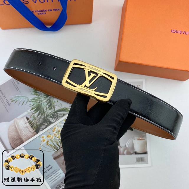 路易威登 Lv 男士花皮腰带38Mm 可双面使用 专柜走线 搭配新款内穿钻扣 配包装