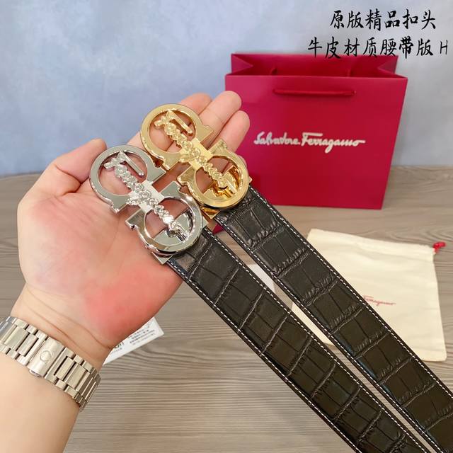 原版品质打孔 品牌：菲拉f家 男款 颜色：黑 扣头：金 银 扣头：原版精品纯铜五金扣头 带身：原版牛皮 尺寸：宽约：3.5Cm 长约：95Cm-125Cm 类别