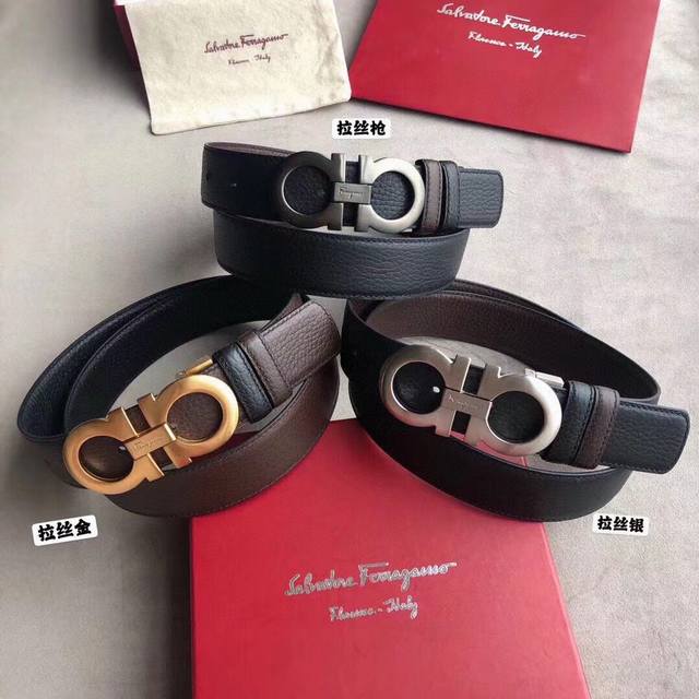 菲拉格慕 原单双面进口小牛皮带身.黑与咖啡双色一体,正反两面可用，搭配原单精品钢扣。原产皮料定制，专柜宽度3.5Cm. 温馨提示：长度100-125Cm 长度