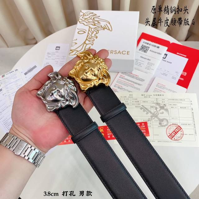 范思哲家 原单新品 带身采用雙面意大利進口原廠牛皮纹 非市场普通版本 黑色经典配色 百搭适合各种场合 扣头精品设计注意细节 宽度3.8Cm 范思哲家 原单新品 带身采用雙面意大利進口原廠牛皮纹 非市场普通版本 黑色经典配色 百搭适合各种场合 扣头精品设计注意细节 宽度3.8Cm