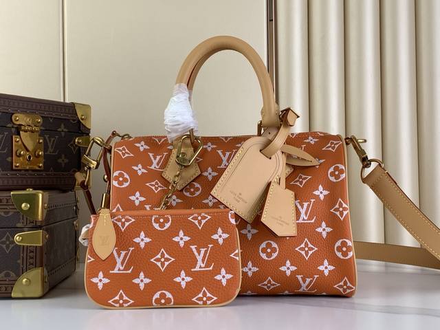 出厂价 Speedy P9 Bandoulière25 手袋 M24421橙色 本款 Speedy P9 Bandoulière25Monogram 皮革手袋以 出厂价 Speedy P9 Bandoulière25 手袋 M24421橙色 本款 Speedy P9 Bandoulière25Monogram 皮革手袋以